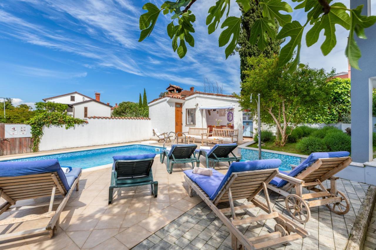 Nature & Sea Holiday Home With Pool Pula Buitenkant foto