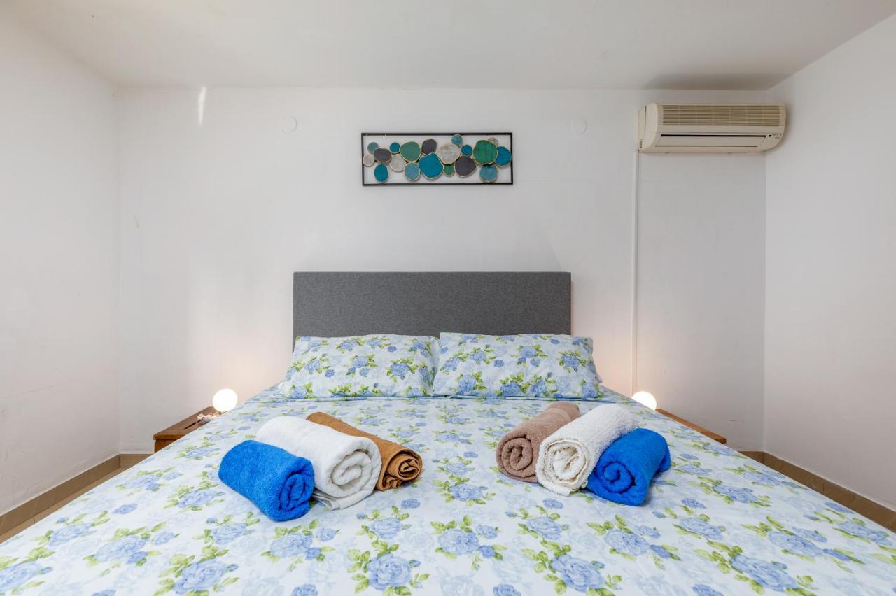Nature & Sea Holiday Home With Pool Pula Buitenkant foto