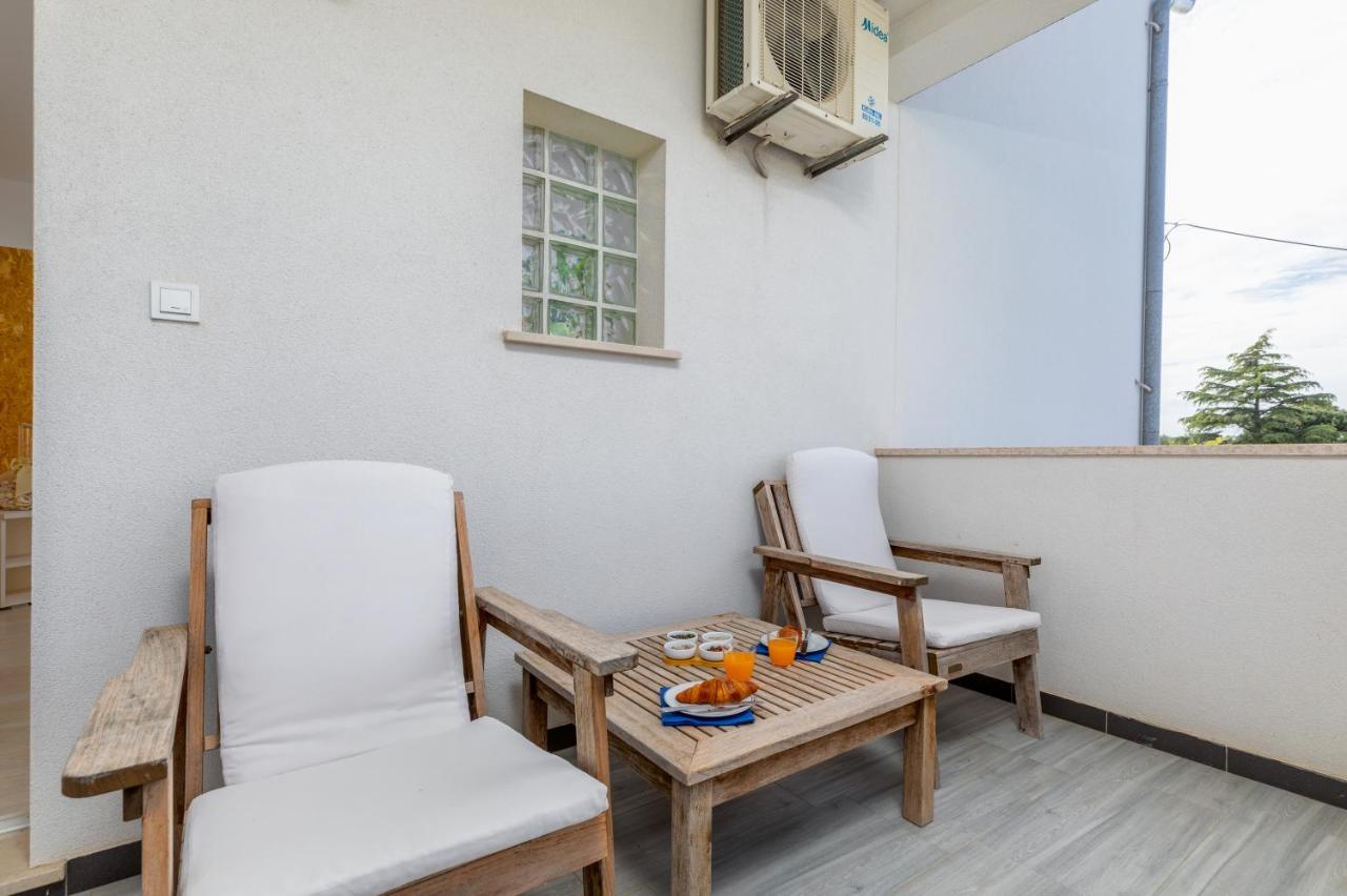 Nature & Sea Holiday Home With Pool Pula Buitenkant foto