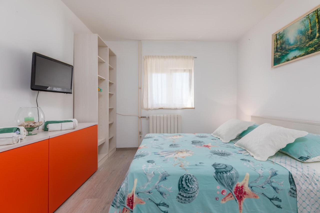 Nature & Sea Holiday Home With Pool Pula Buitenkant foto