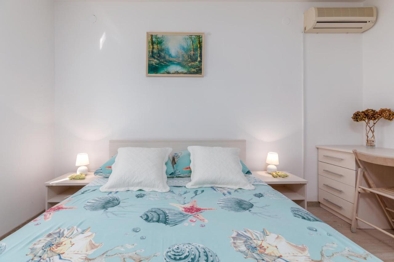 Nature & Sea Holiday Home With Pool Pula Buitenkant foto